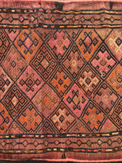TINA / 103 x 67 CM AZARI PINK POSHTI