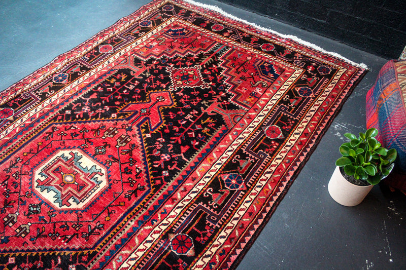 BAILEY/ 258 x 144 CM TRIBAL PERSIAN CARPET